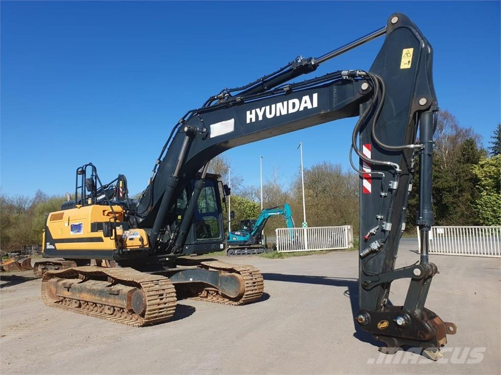 Hyundai HX260A NL Гусеничні екскаватори