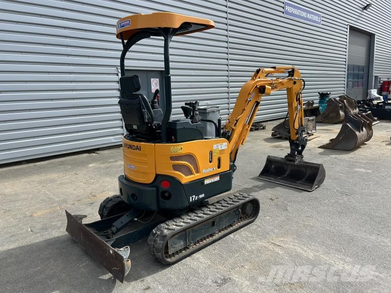 Hyundai R17Z-9A 小型挖土機/掘鑿機<7t(小型挖掘機)