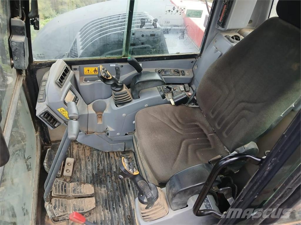 Kubota KX080-4 Crawler excavators