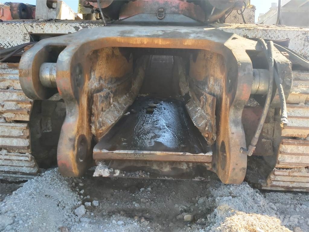 Sandvik Roadheader MT520 Tunneli- ja maanalaiset kaivosporat