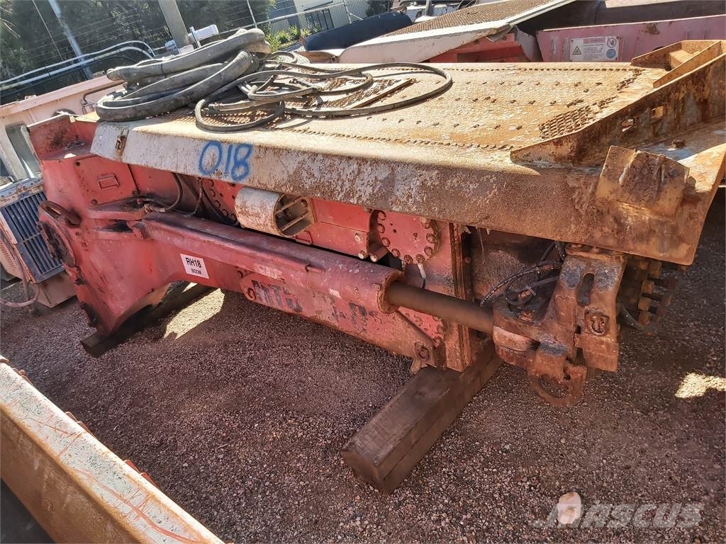 Sandvik Roadheader MT520 Tunneli- ja maanalaiset kaivosporat