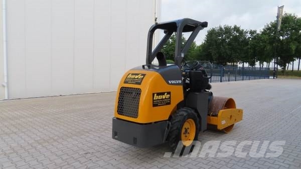 Volvo SD 25 D Еднобарабанни ролки