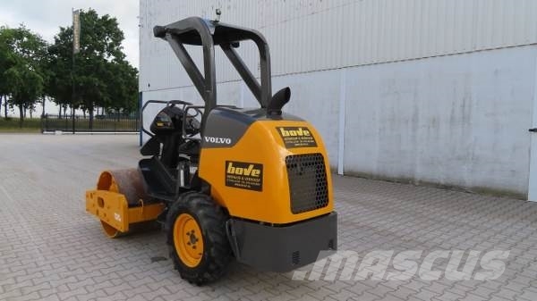 Volvo SD 25 D Еднобарабанни ролки