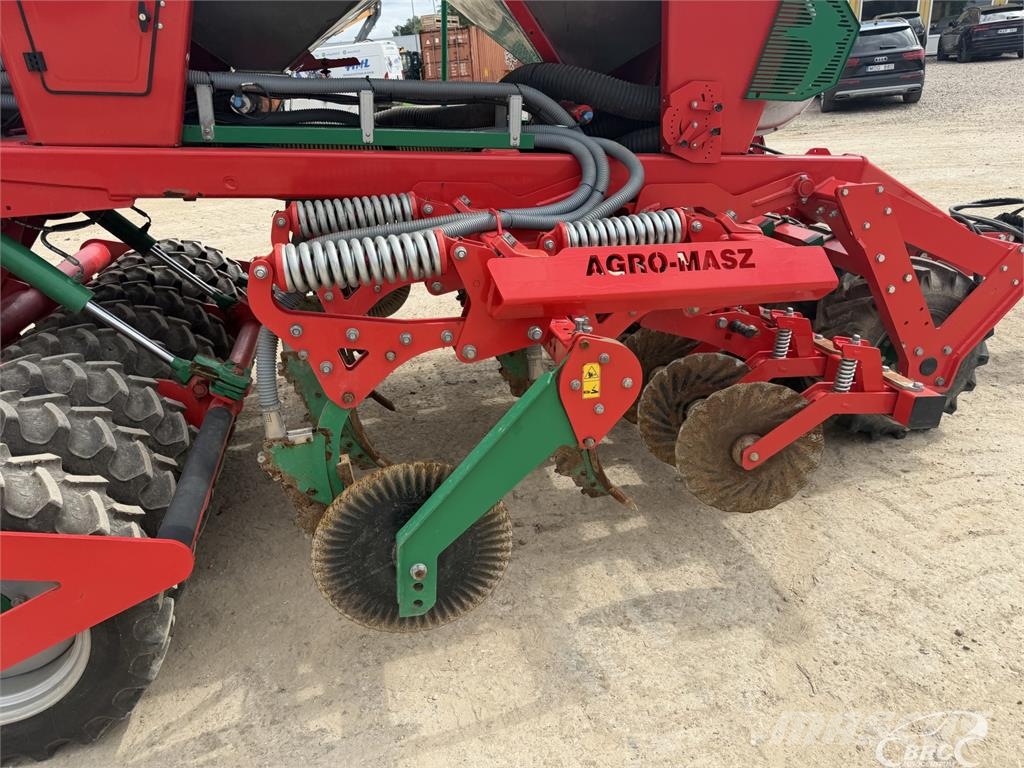 Agro-Masz Salvis Z Otros camiones