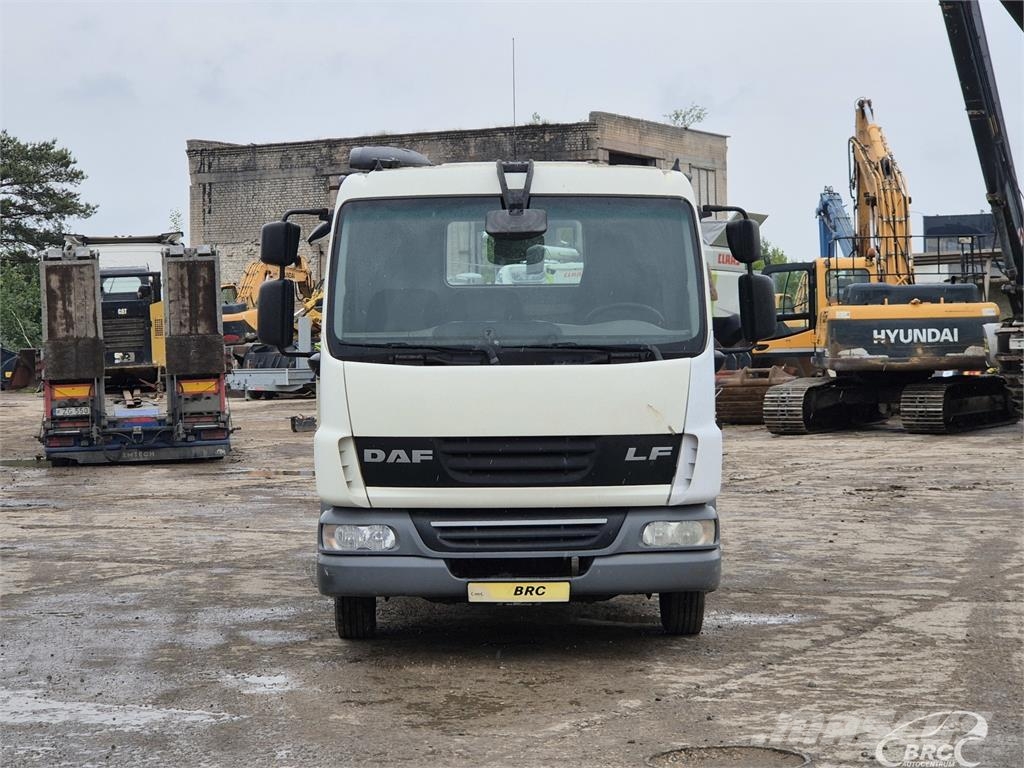 DAF FA LF45 Savivarčių priekabų vilkikai