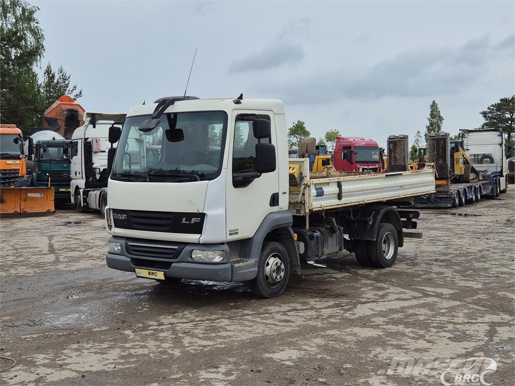DAF FA LF45 Savivarčių priekabų vilkikai