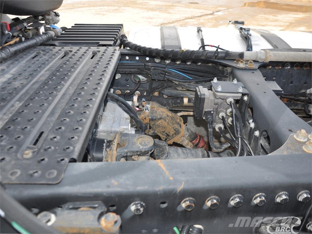 Ford F-MAX Tractor Units