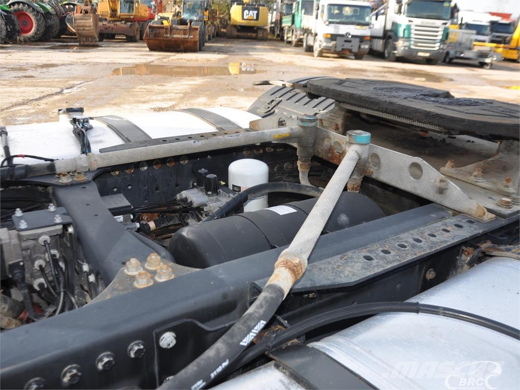 Ford F-MAX Tractor Units