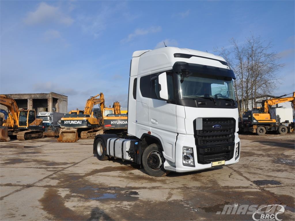 Ford F-MAX Tractor Units