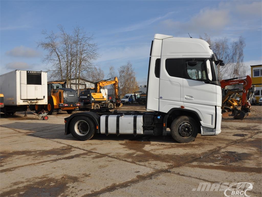 Ford F-MAX Tractor Units