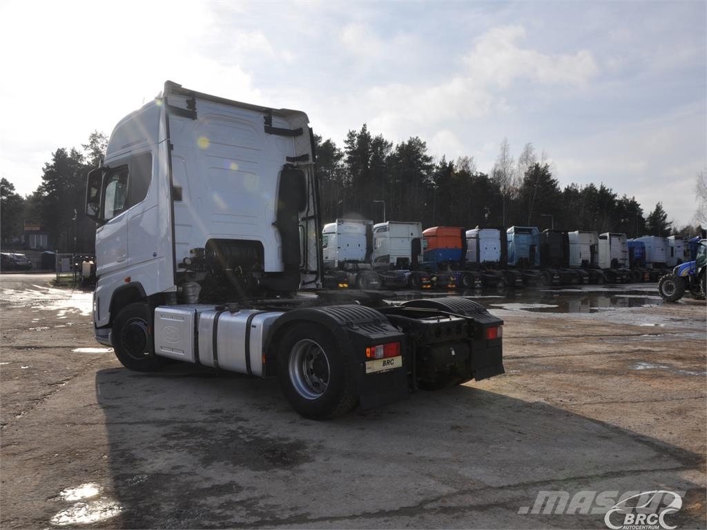 Ford F-MAX Tractor Units
