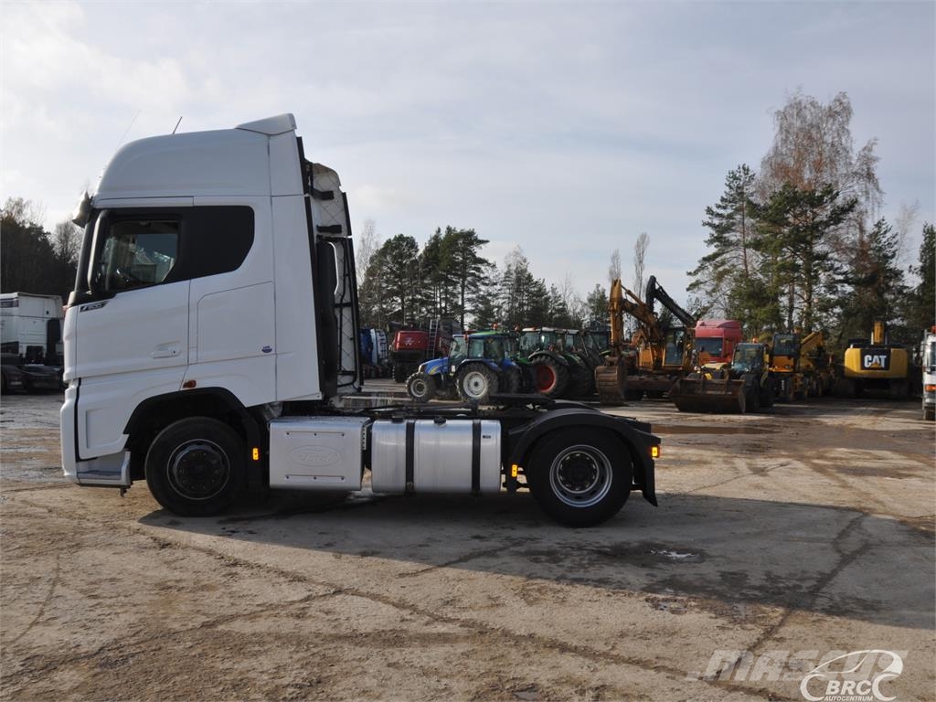 Ford F-MAX Tractor Units