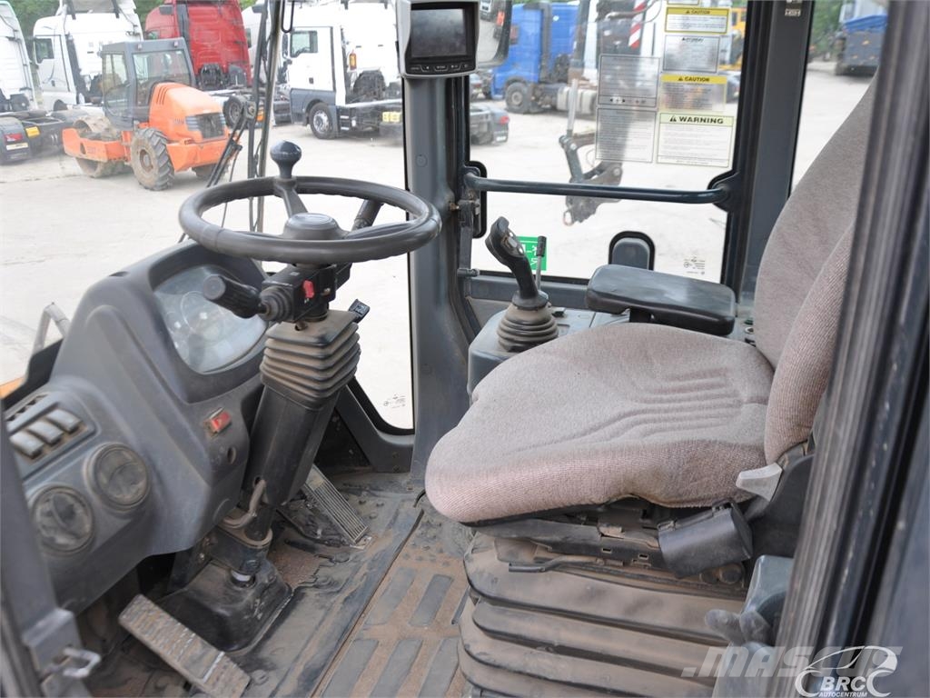 Hyundai HL770-9A لوادر بعجل
