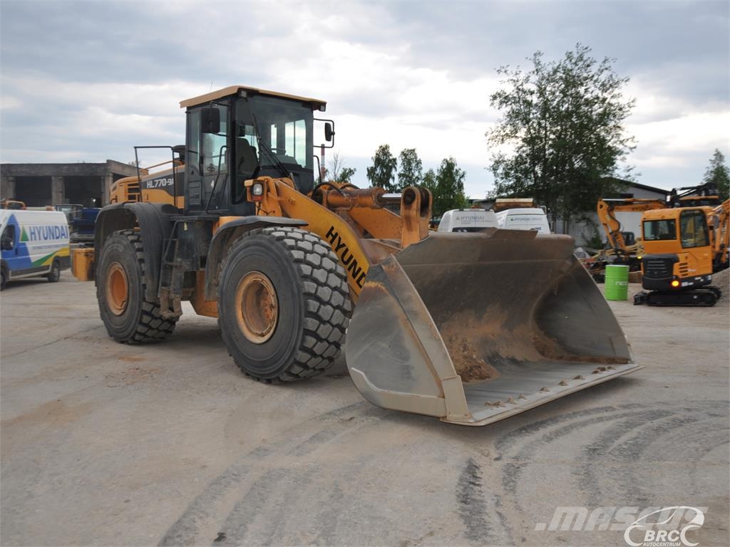 Hyundai HL770-9A لوادر بعجل