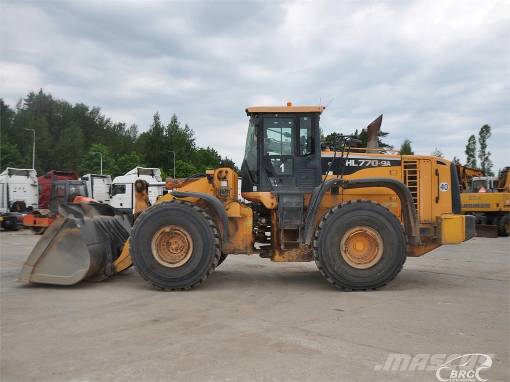 Hyundai HL770-9A لوادر بعجل