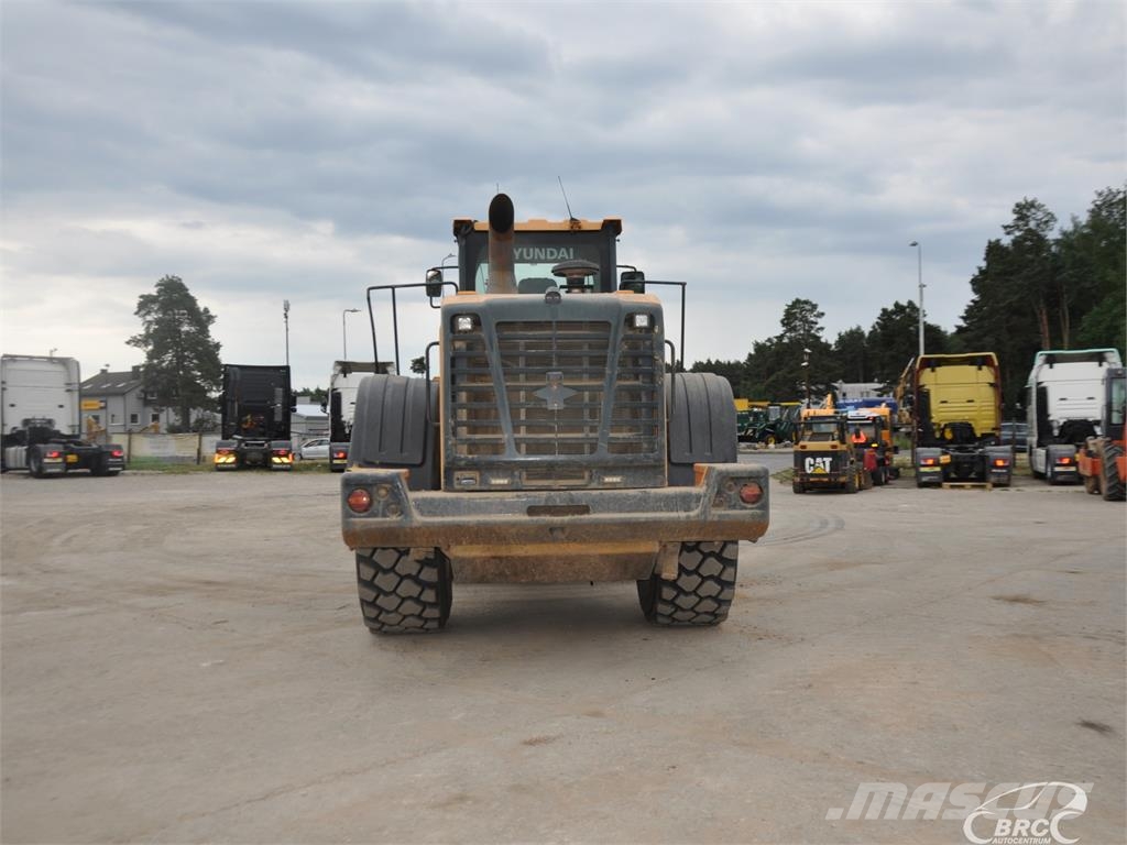 Hyundai HL770-9A لوادر بعجل
