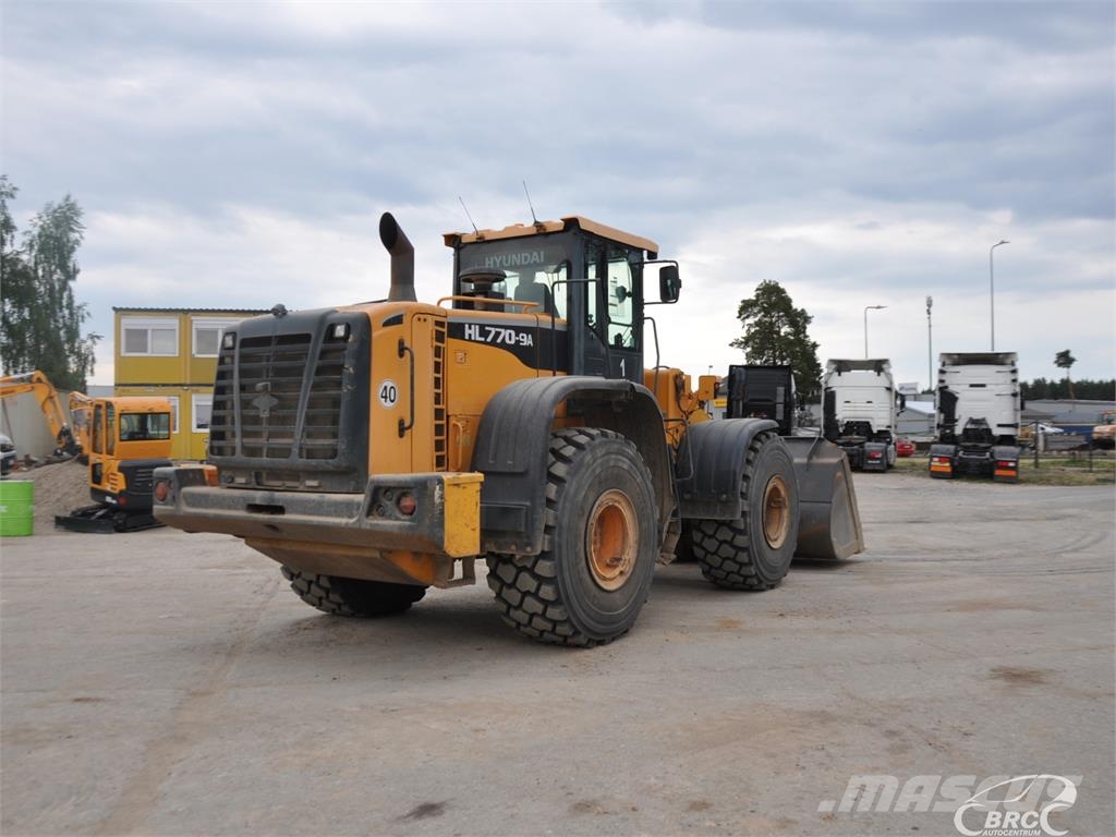 Hyundai HL770-9A لوادر بعجل