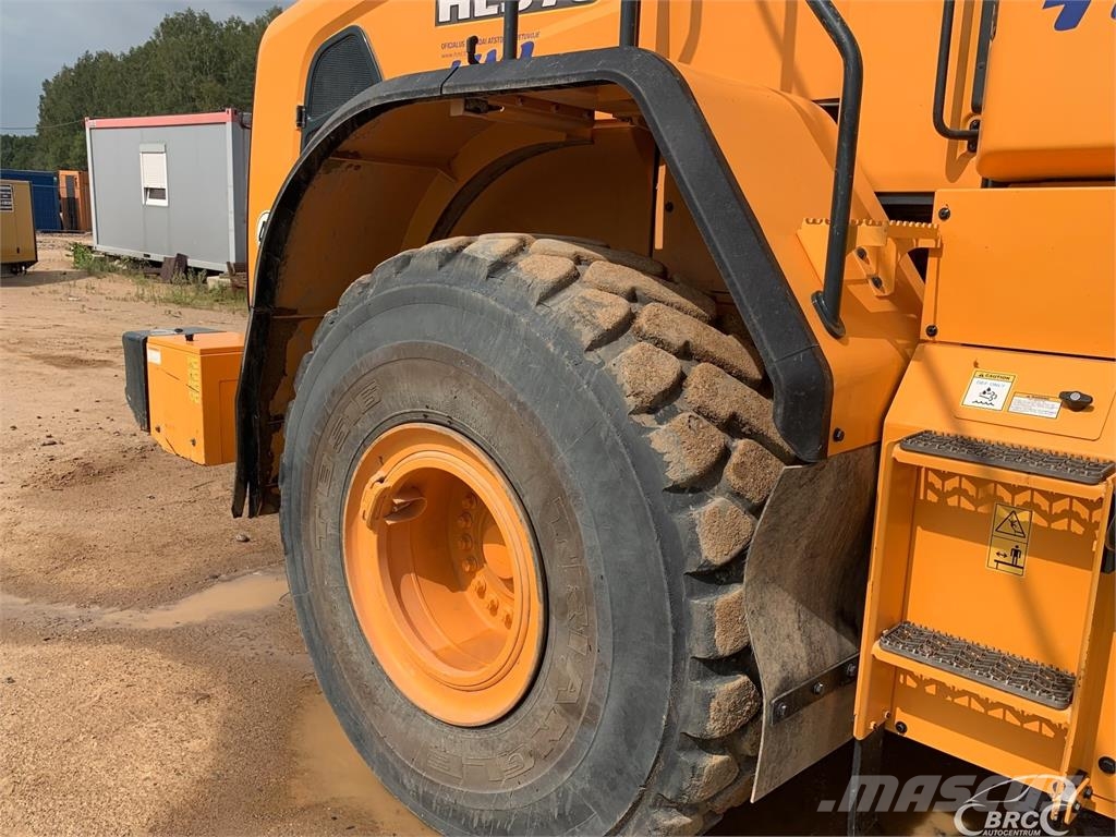 Hyundai HL970 لوادر بعجل