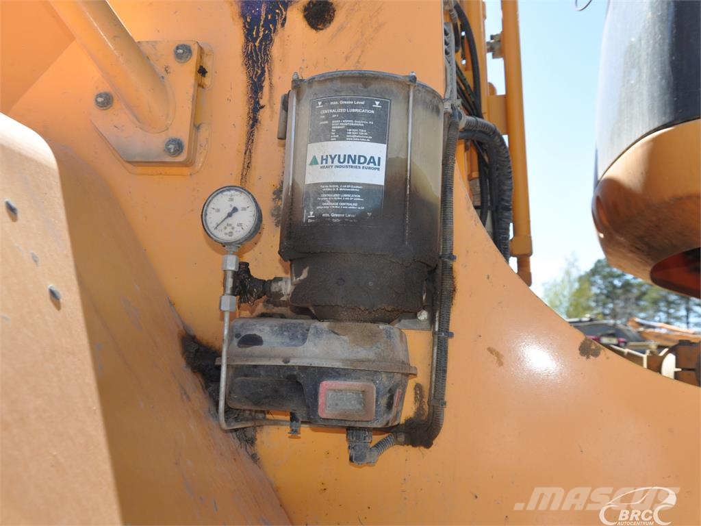 Hyundai HL980 لوادر بعجل