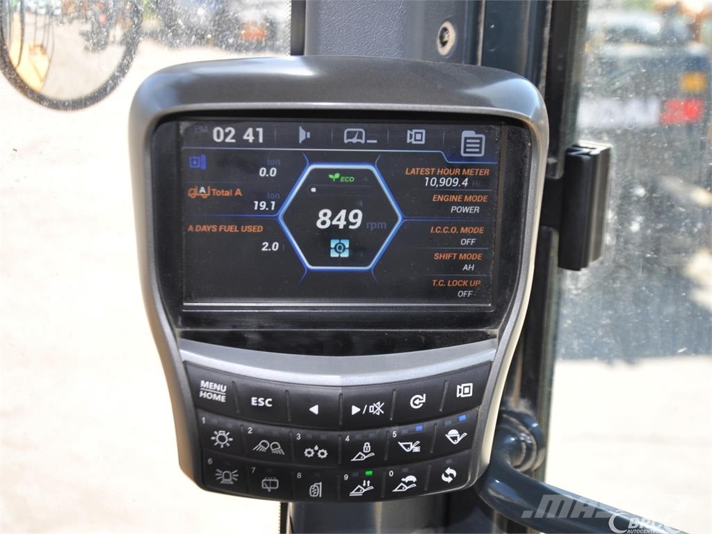 Hyundai HL980 لوادر بعجل