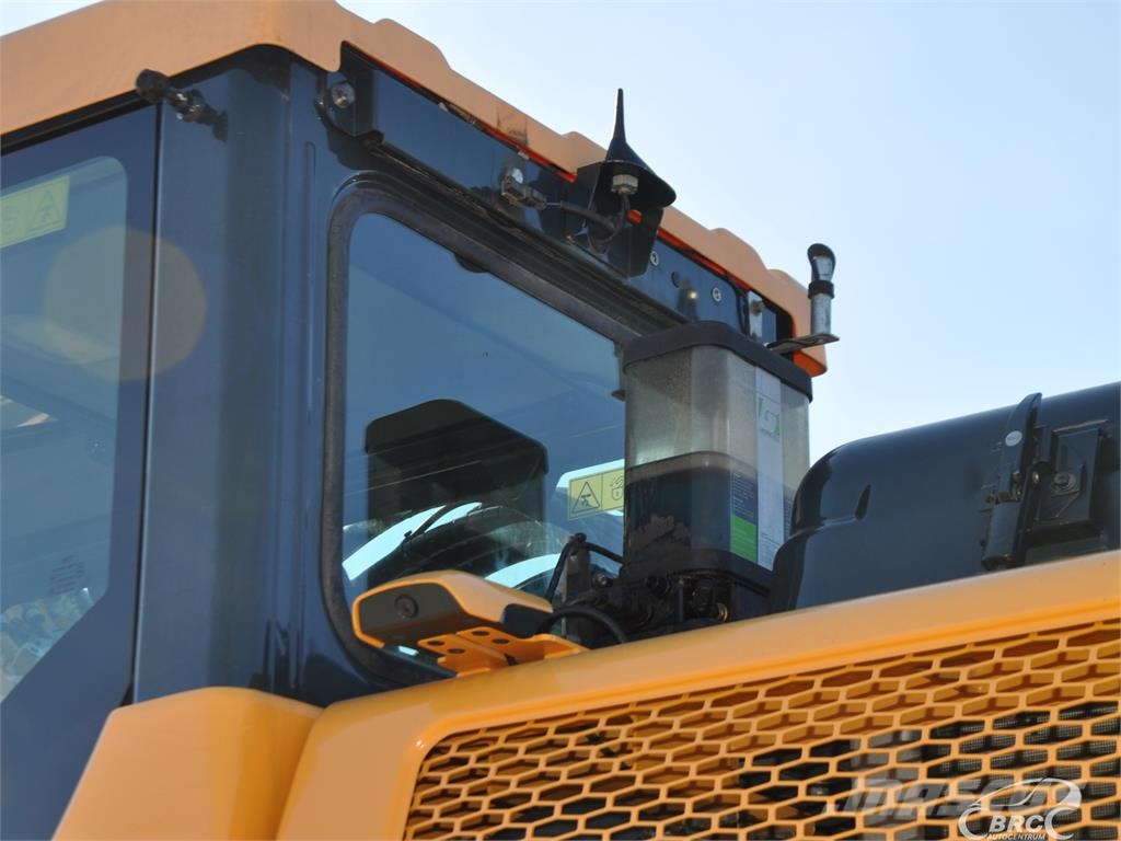 Hyundai HW160 Excavadoras de ruedas