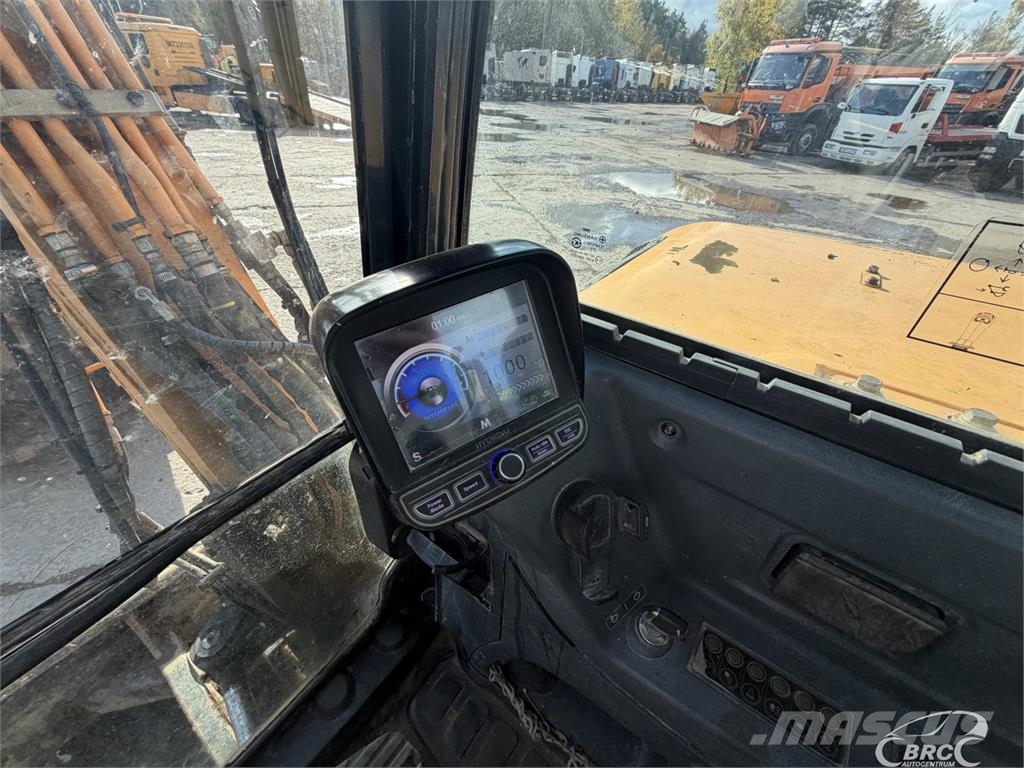 Hyundai R60CR-9A Paletli ekskavatörler