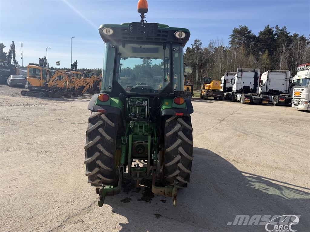 John Deere 5085 トラクター
