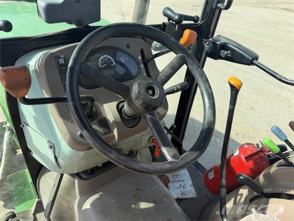 John Deere 5085 トラクター