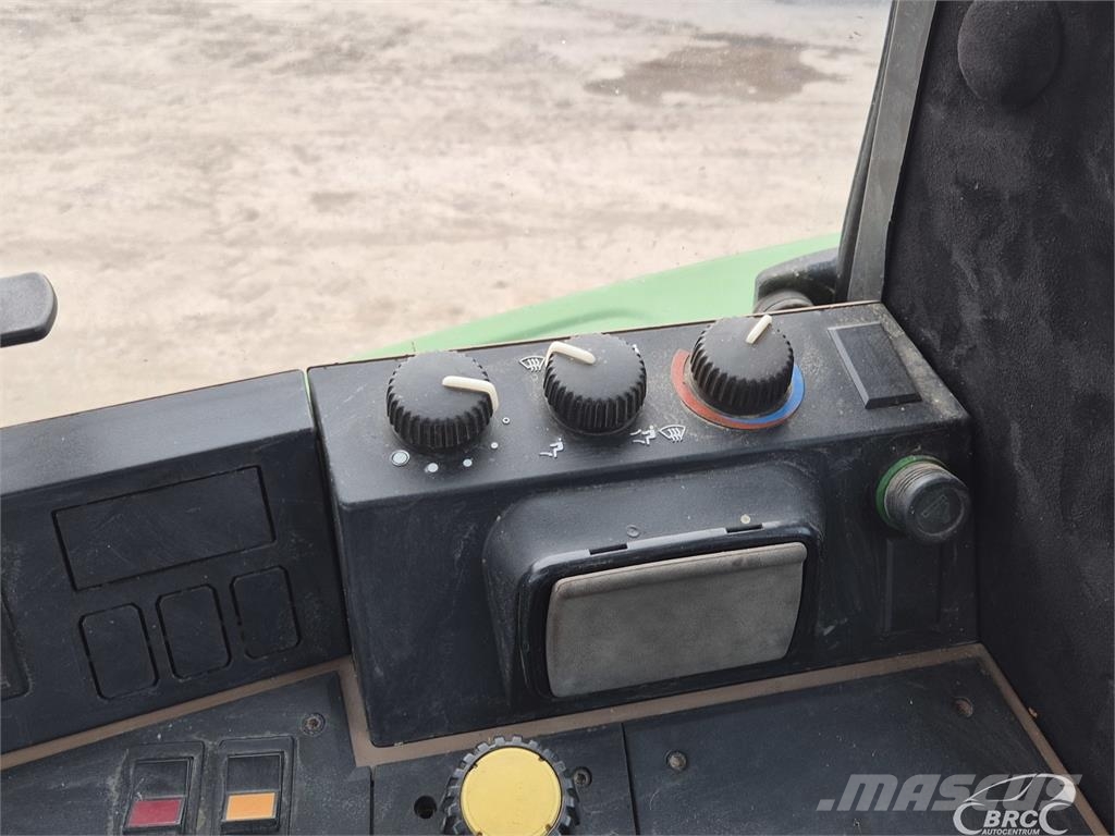John Deere 6100 Trattori