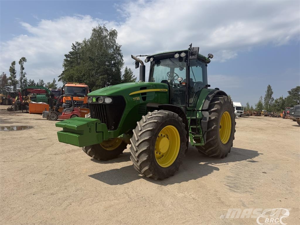 John Deere 7730 Trattori