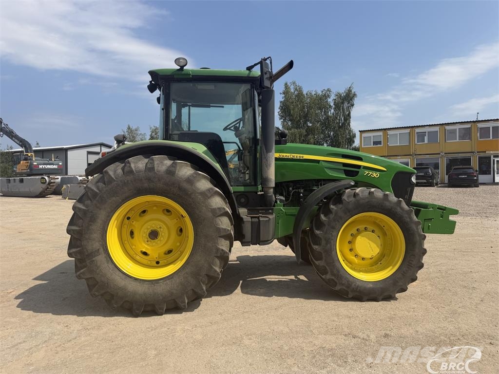 John Deere 7730 Trattori