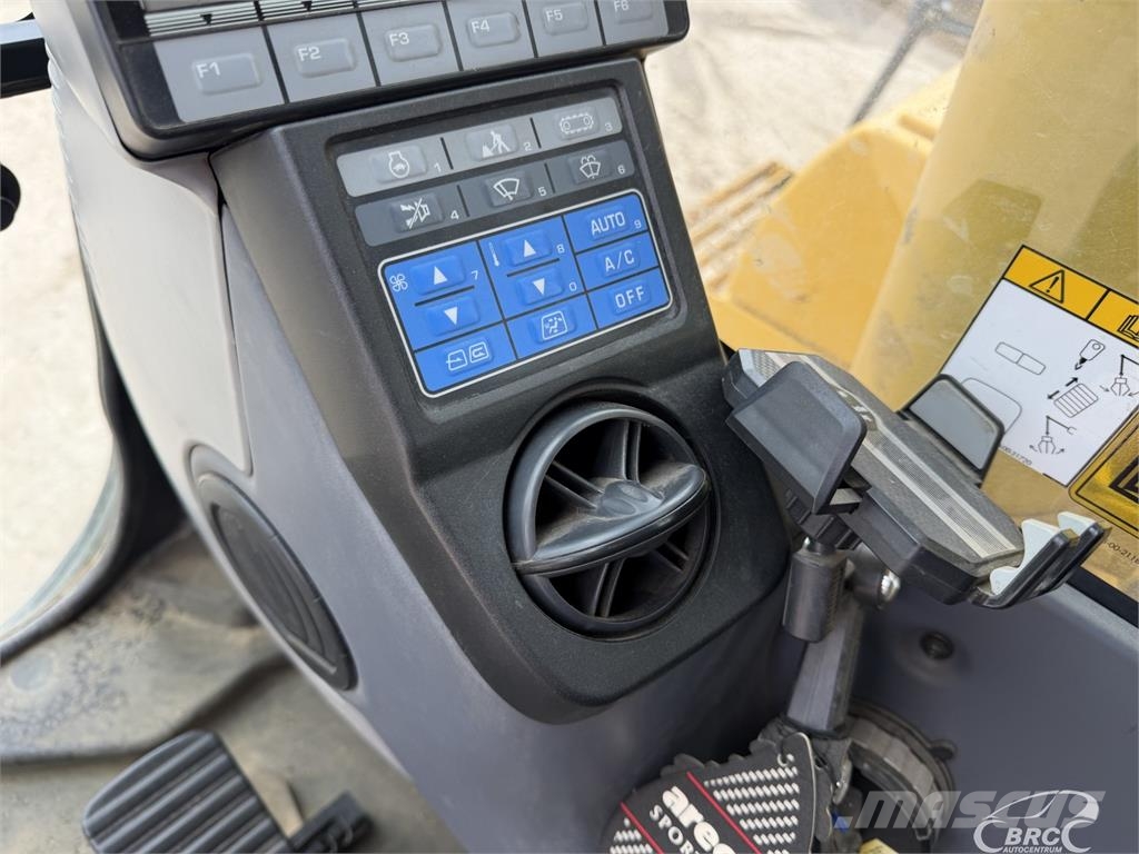 Komatsu PC210LC-11EO Excavadoras sobre orugas