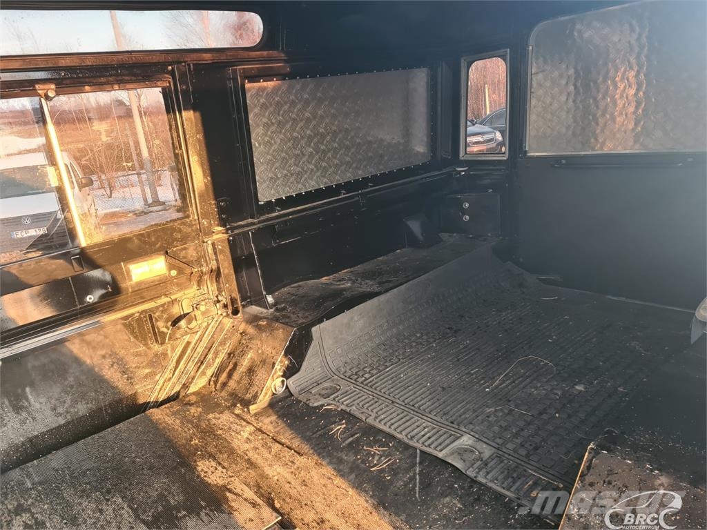 Land Rover Defender Mazgabarīta treileri