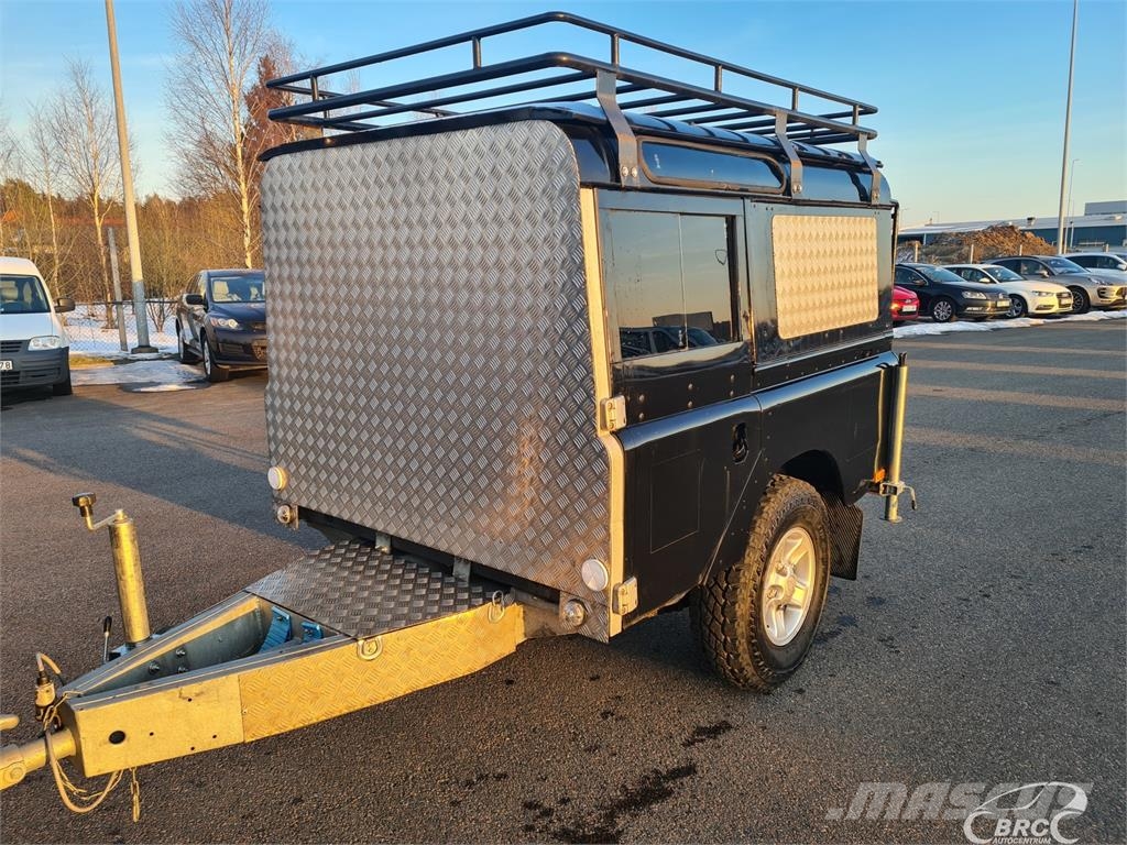 Land Rover Defender Mazgabarīta treileri