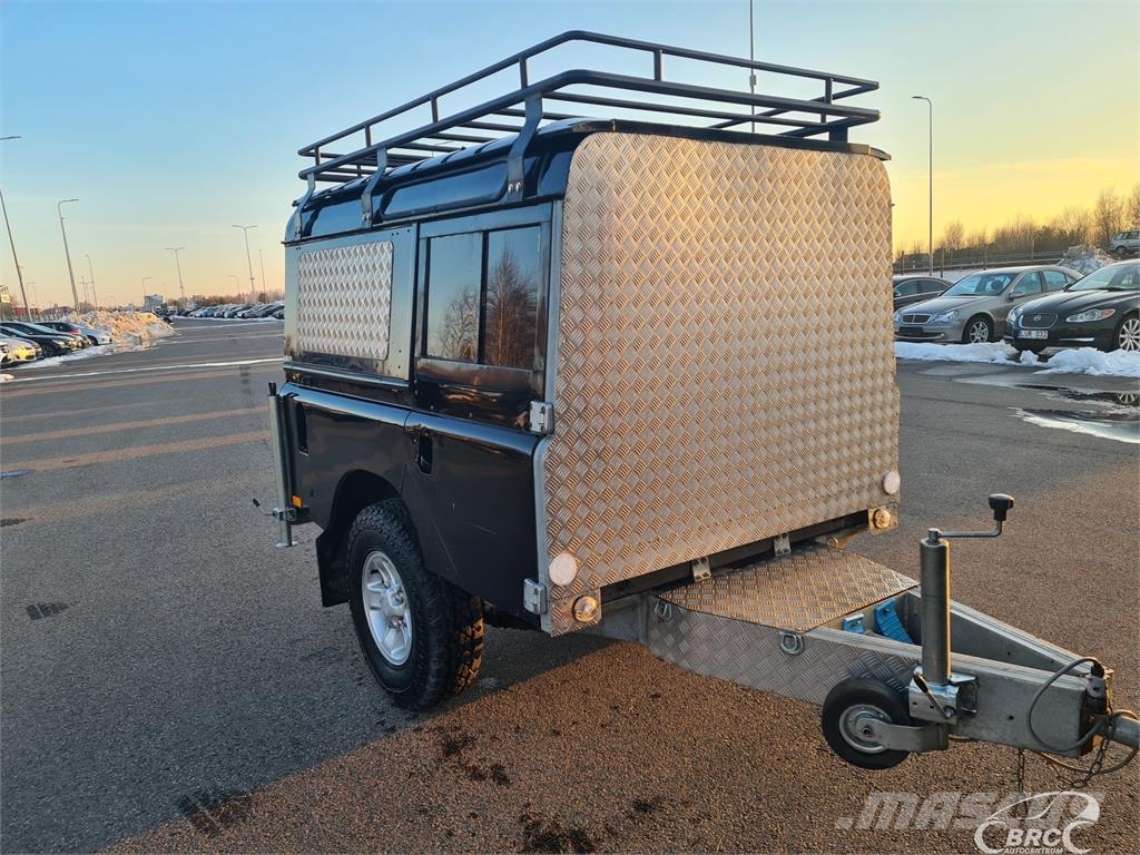 Land Rover Defender Mazgabarīta treileri