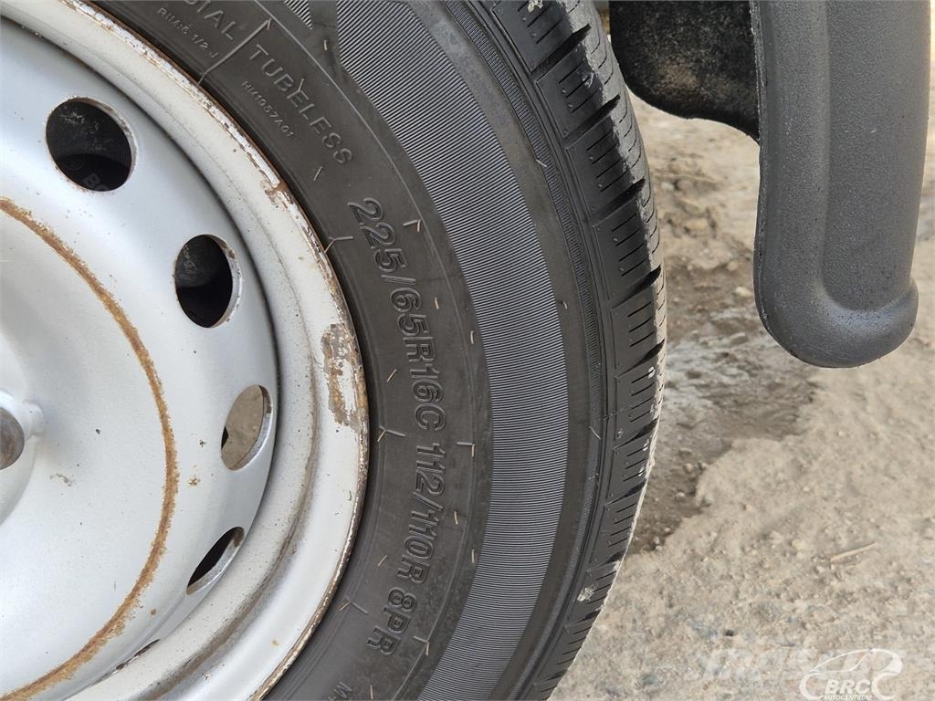Renault Master Lätta lastbilar