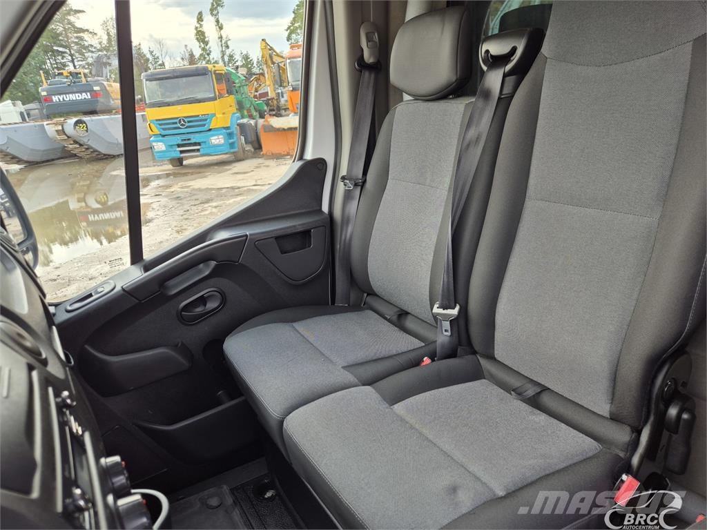 Renault Master Lätta lastbilar