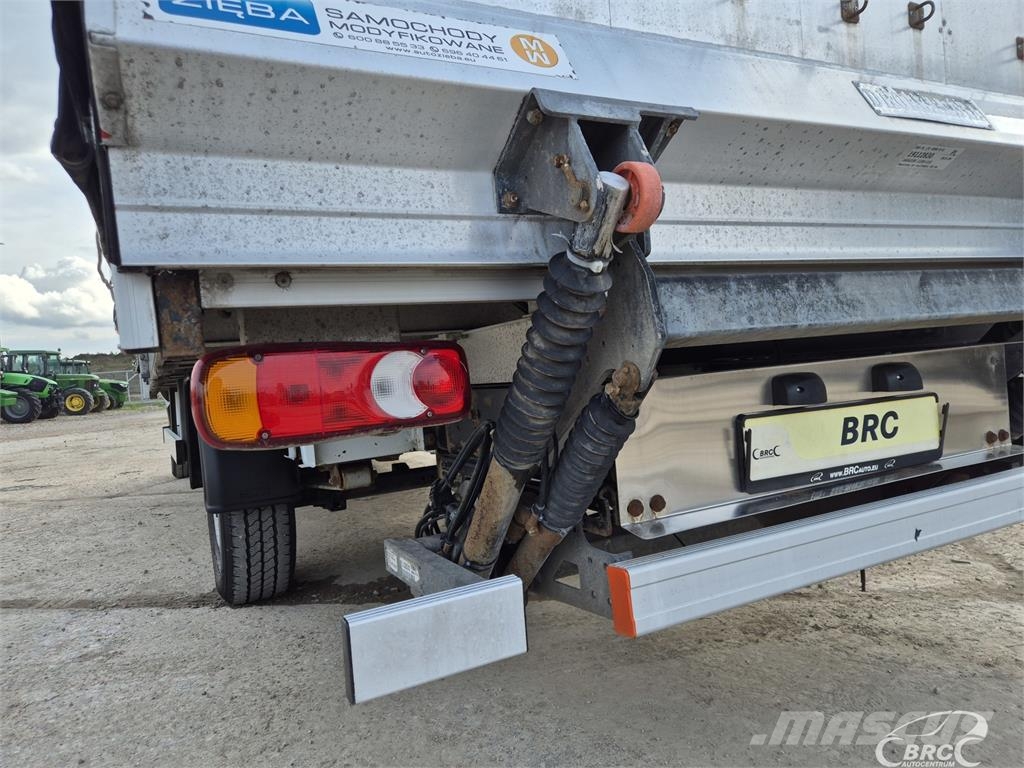 Renault Master Lätta lastbilar