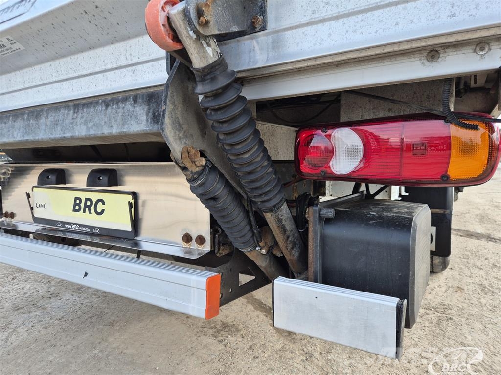 Renault Master Lätta lastbilar