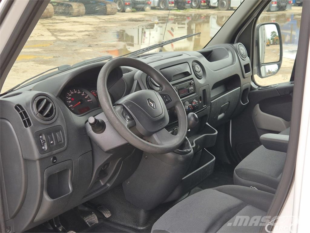 Renault Master Lätta lastbilar