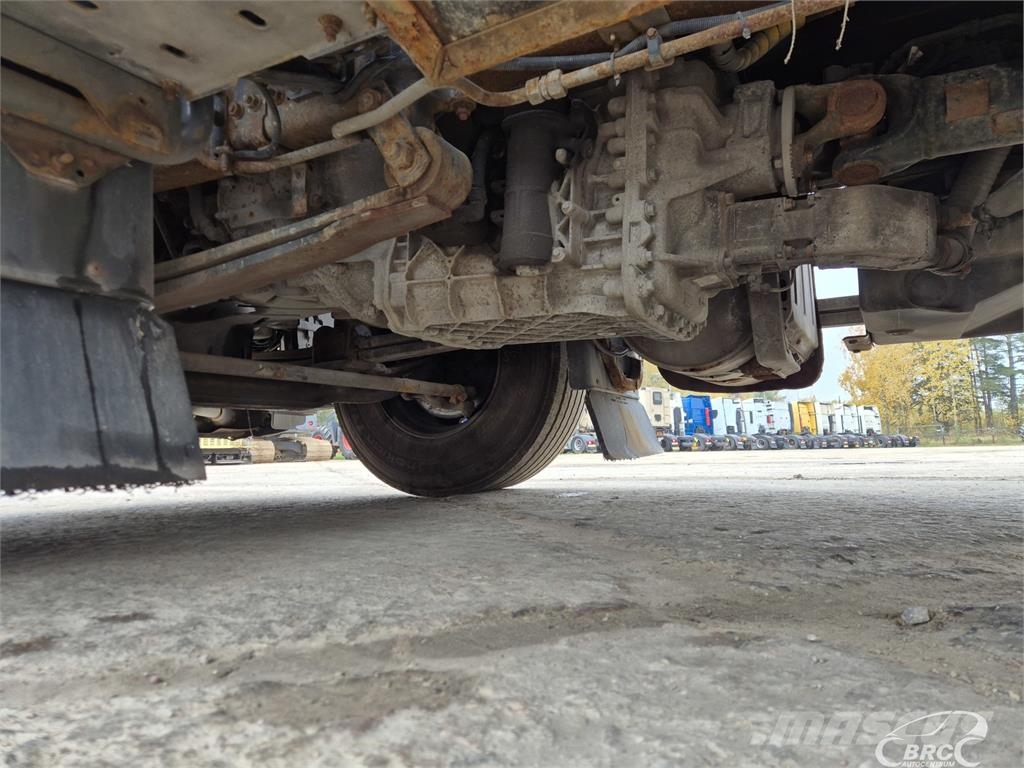 Renault Premium مركبات النقل