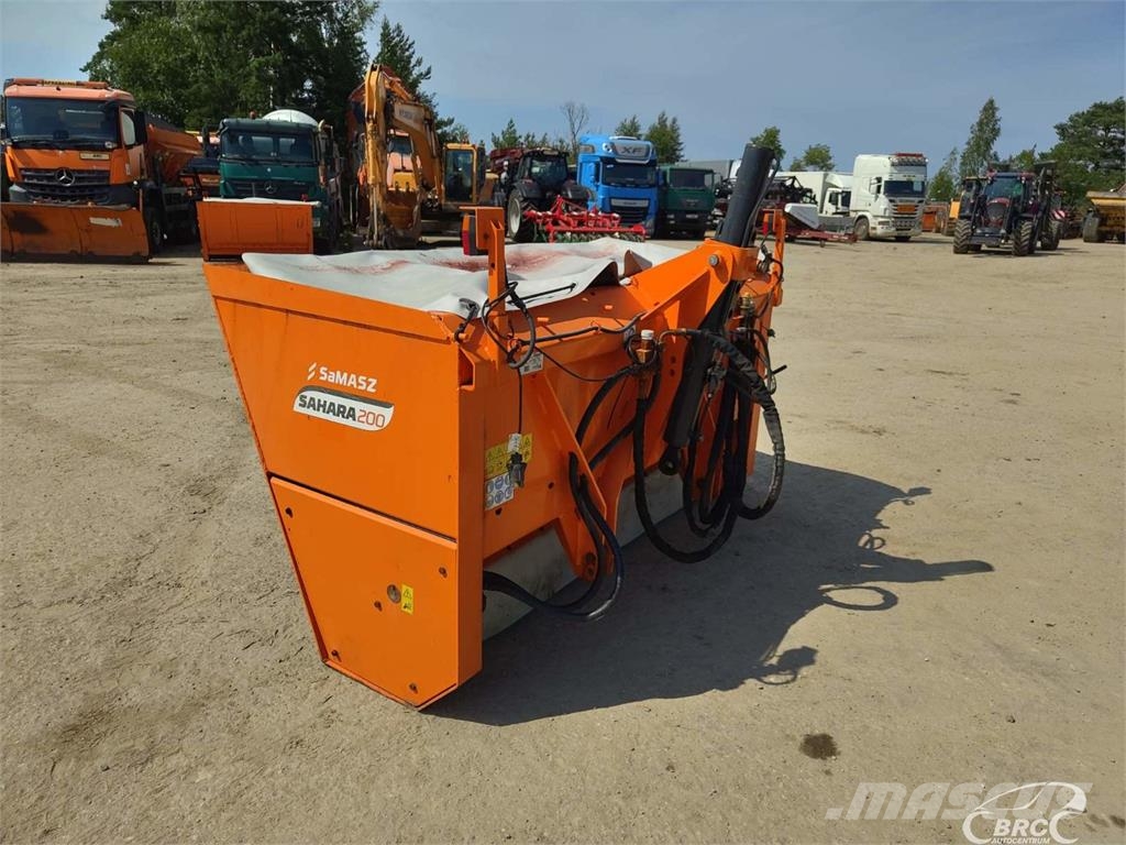  Sahara 200 Ostali kamioni