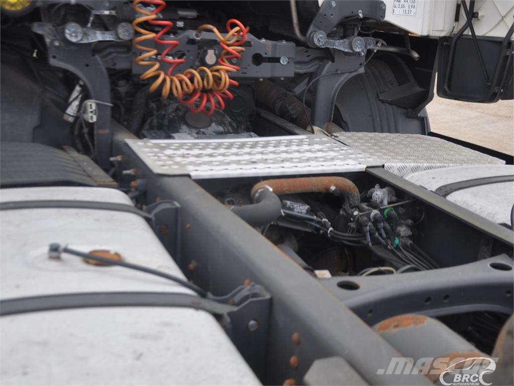 Scania R 480 وحدات الجر
