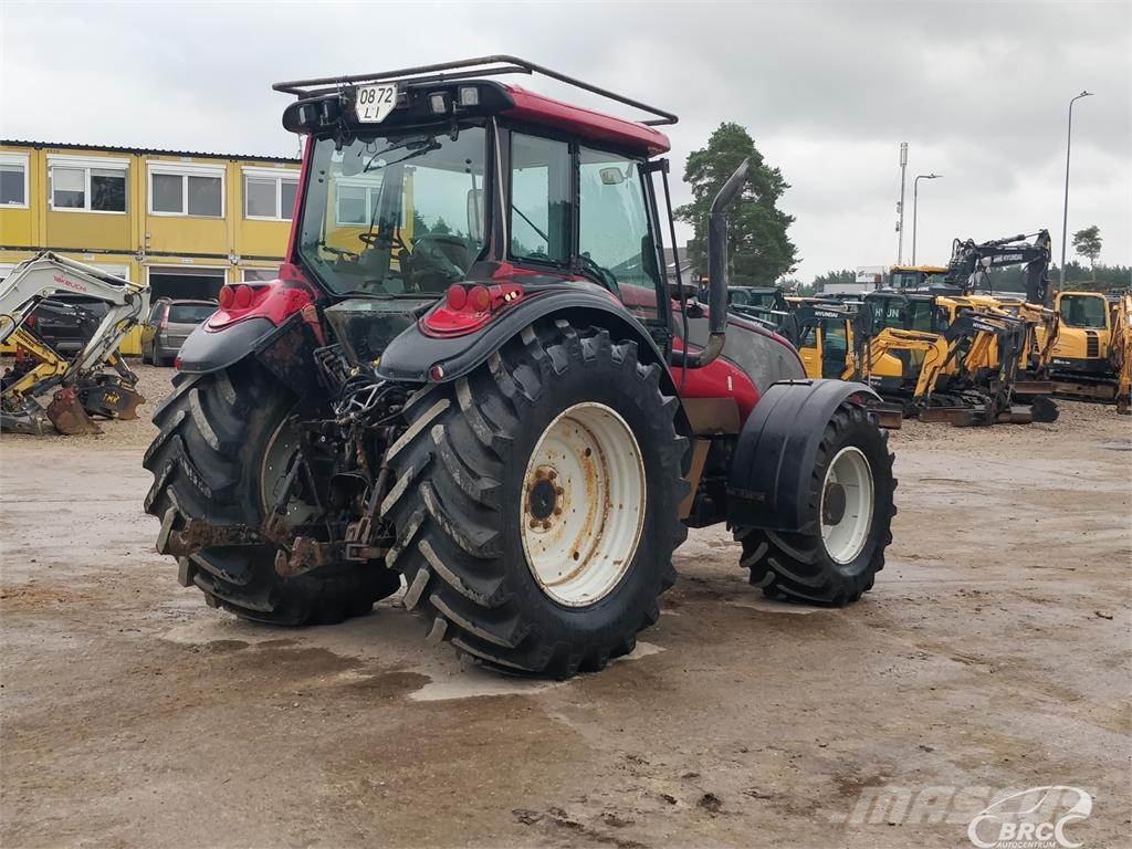 Valtra T190 Tractors