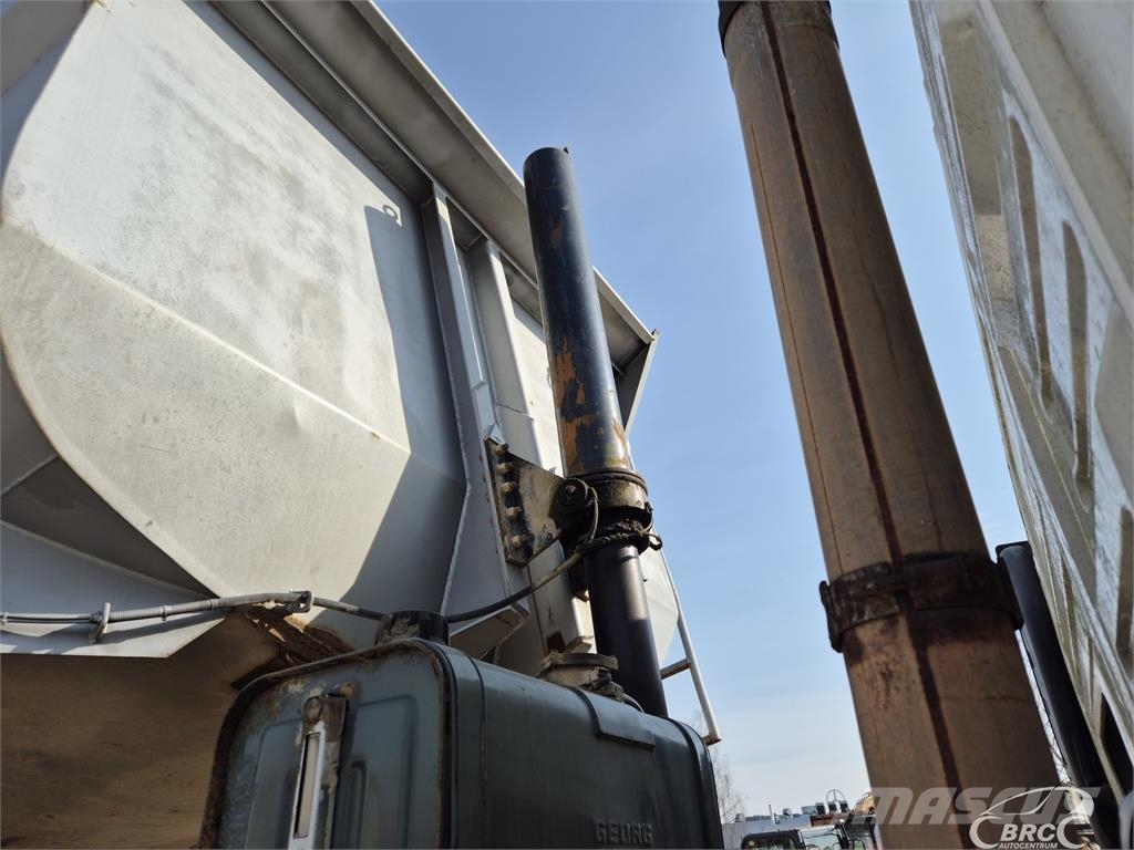 Volvo FM12 شاحنات قلابة