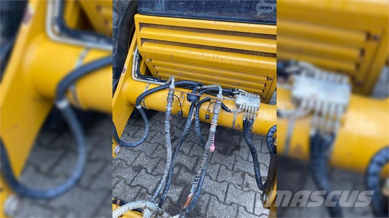 Hydrema 906E لوادر ذات جرافات عكسية