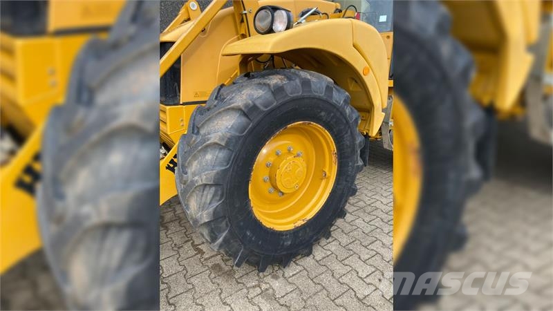 Hydrema 906E لوادر ذات جرافات عكسية