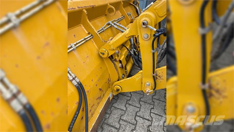 Hydrema 906E لوادر ذات جرافات عكسية