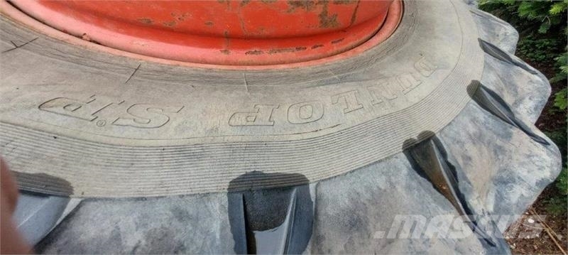Dunlop 20.8R38 الإطارات والعجلات والحافات