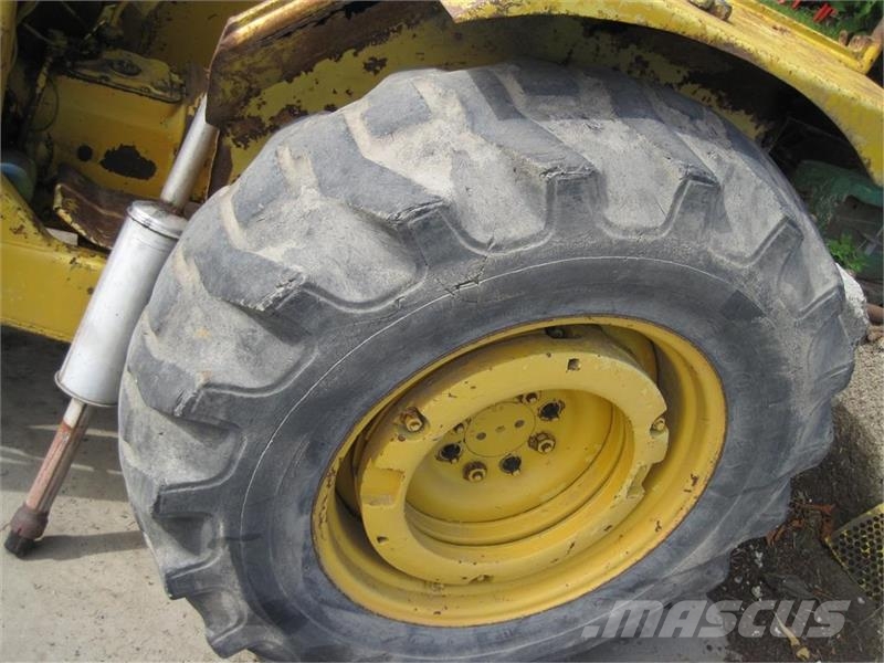 Goodyear 16,9x28 輪胎、車輪和輪圈